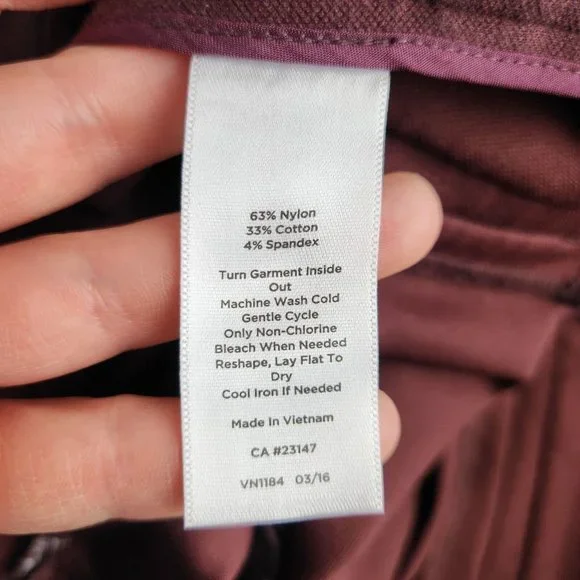 Talbots Pants Women 4 Burgundy Dalton Stretch Mid Rise Tapered Equestrian Seamed - Picture 13 of 13